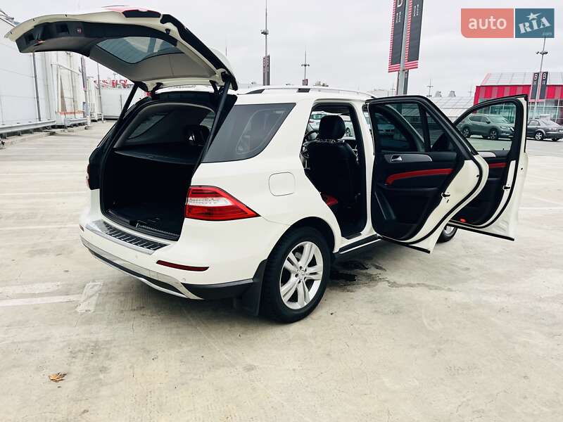 Позашляховик / Кросовер Mercedes-Benz M-Class 2013 в Києві фото 11 Позашляховик / Кросовер Mercedes-Benz M-Class 2013 в Києві