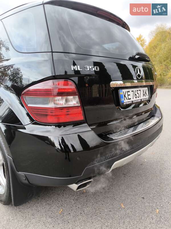 Позашляховик / Кросовер Mercedes-Benz M-Class 2007 в Дніпрі фото 10 Позашляховик / Кросовер Mercedes-Benz M-Class 2007 в Дніпрі