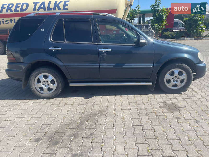 Позашляховик / Кросовер Mercedes-Benz M-Class 2001 в Чернівцях фото 6 Позашляховик / Кросовер Mercedes-Benz M-Class 2001 в Чернівцях