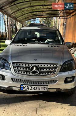 Внедорожник / Кроссовер Mercedes-Benz M-Class 2006 в Киеве