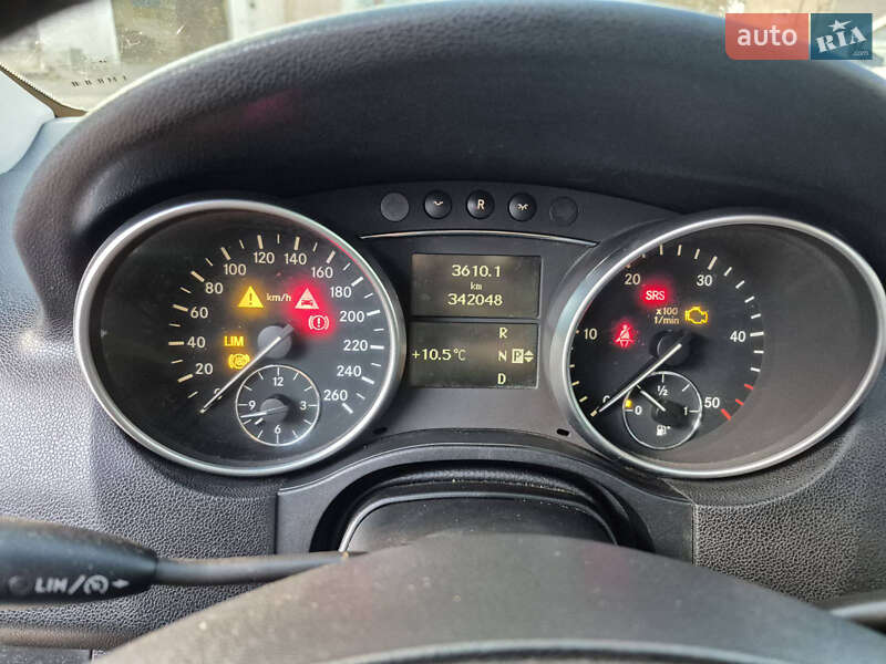 Позашляховик / Кросовер Mercedes-Benz M-Class 2005 в Великих Мостах фото 15 Позашляховик / Кросовер Mercedes-Benz M-Class 2005 в Великих Мостах