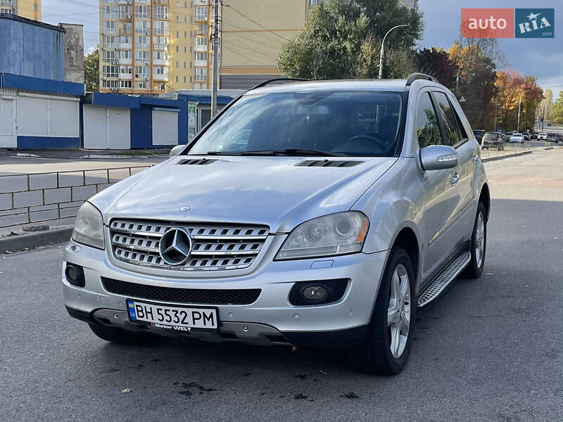 Внедорожник / Кроссовер Mercedes-Benz M-Class 2008 в Киеве фото 3 Внедорожник / Кроссовер Mercedes-Benz M-Class 2008 в Киеве