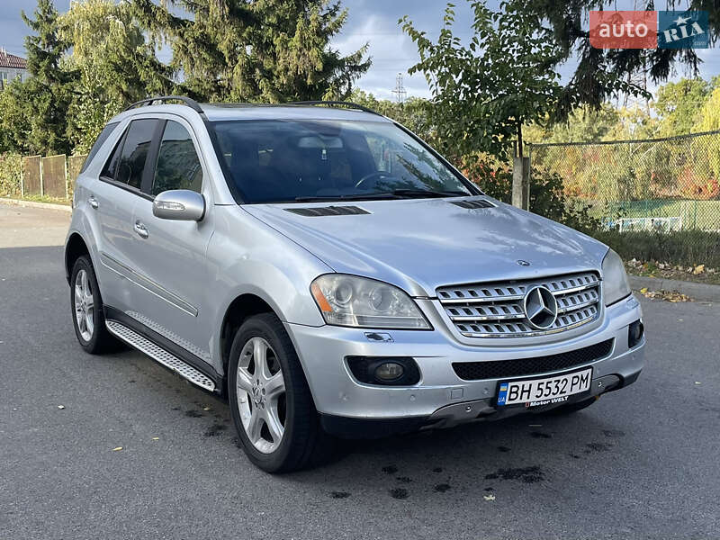 Внедорожник / Кроссовер Mercedes-Benz M-Class 2008 в Киеве фото 10 Внедорожник / Кроссовер Mercedes-Benz M-Class 2008 в Киеве