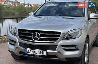 Внедорожник / Кроссовер Mercedes-Benz M-Class 2013 в Могилев-Подольске
