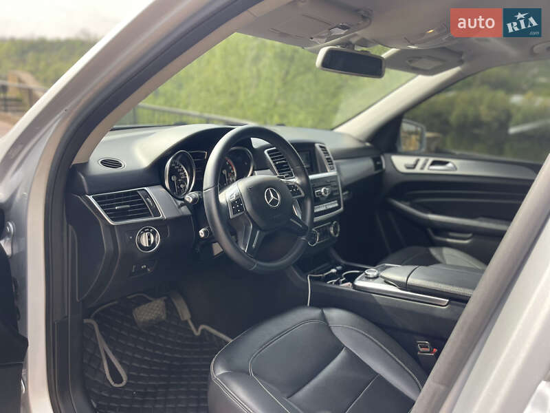 Внедорожник / Кроссовер Mercedes-Benz M-Class 2013 в Могилев-Подольске фото 18 Внедорожник / Кроссовер Mercedes-Benz M-Class 2013 в Могилев-Подольске