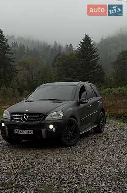Внедорожник / Кроссовер Mercedes-Benz M-Class 2006 в Новгород-Северском