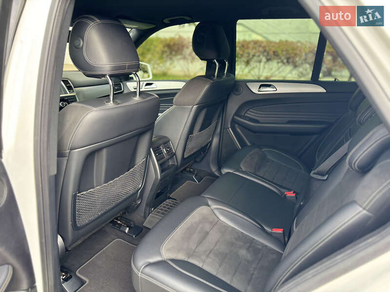 Внедорожник / Кроссовер Mercedes-Benz M-Class 2015 в Киеве фото 18 Внедорожник / Кроссовер Mercedes-Benz M-Class 2015 в Киеве