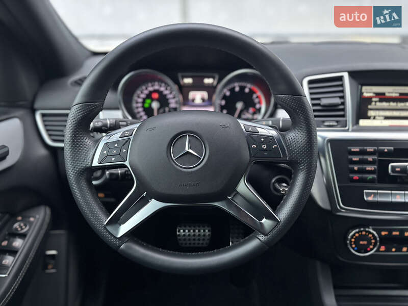 Внедорожник / Кроссовер Mercedes-Benz M-Class 2015 в Киеве фото 23 Внедорожник / Кроссовер Mercedes-Benz M-Class 2015 в Киеве