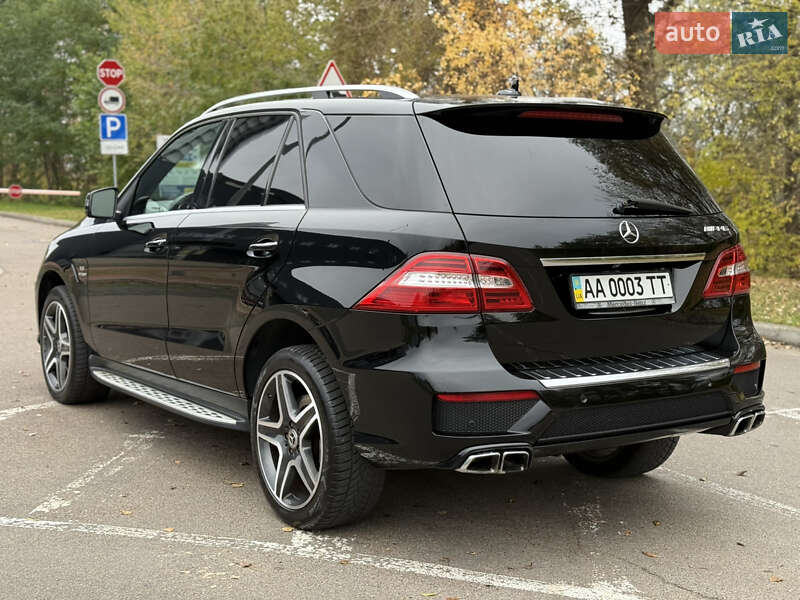 Внедорожник / Кроссовер Mercedes-Benz M-Class 2012 в Киеве