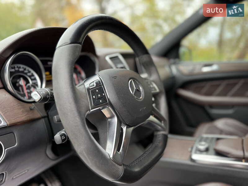 Внедорожник / Кроссовер Mercedes-Benz M-Class 2012 в Киеве