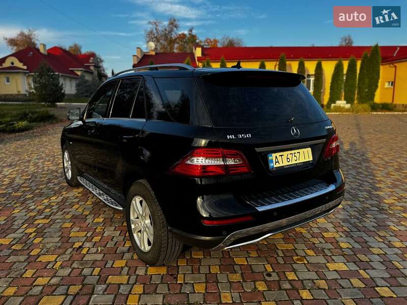 Позашляховик / Кросовер Mercedes-Benz M-Class 2012 в Заліщиках фото 8 Позашляховик / Кросовер Mercedes-Benz M-Class 2012 в Заліщиках