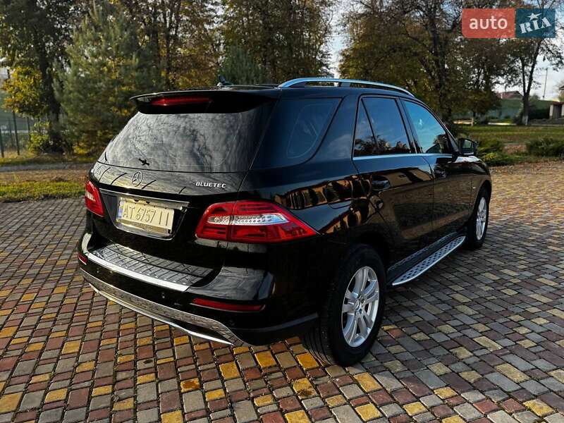 Позашляховик / Кросовер Mercedes-Benz M-Class 2012 в Заліщиках фото 17 Позашляховик / Кросовер Mercedes-Benz M-Class 2012 в Заліщиках