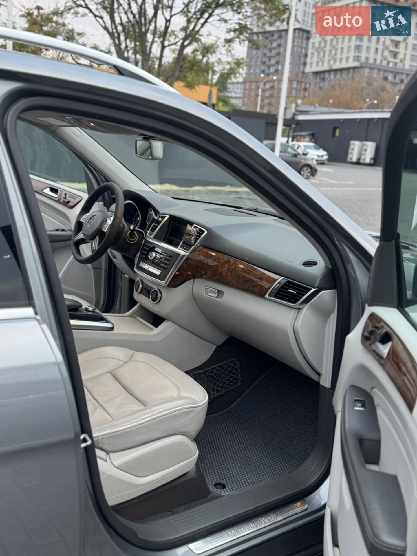 2012 Mercedes-Benz M-klasse - мініатюра 22