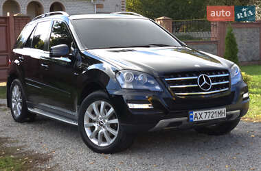 Внедорожник / Кроссовер Mercedes-Benz M-Class 2010 в Богодухове