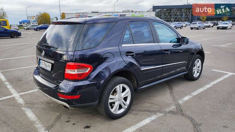 Позашляховик / Кросовер Mercedes-Benz M-Class 2008 в Києві