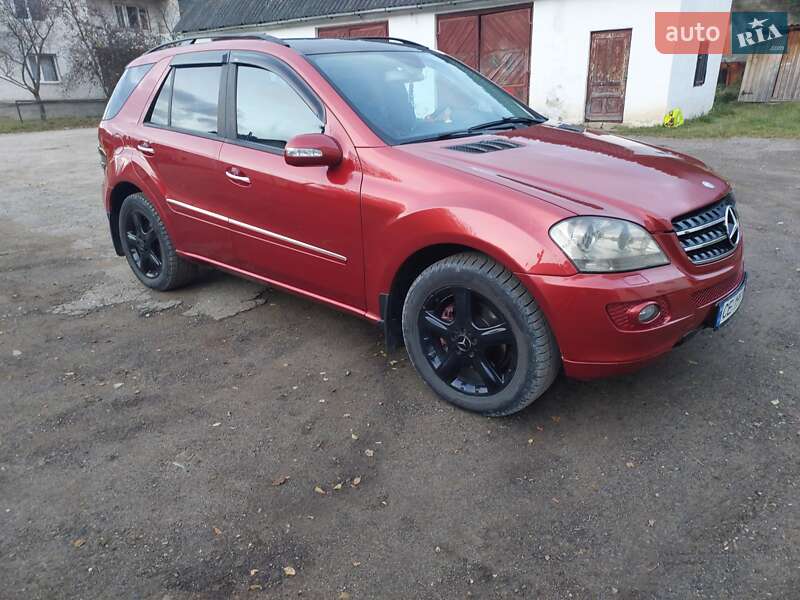 Внедорожник / Кроссовер Mercedes-Benz M-Class 2006 в Путиле фото 9 Внедорожник / Кроссовер Mercedes-Benz M-Class 2006 в Путиле