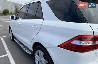 Позашляховик / Кросовер Mercedes-Benz M-Class 2015 в 