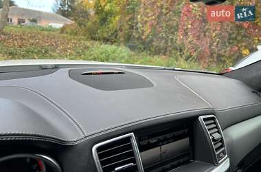 Позашляховик / Кросовер Mercedes-Benz M-Class 2015 в 