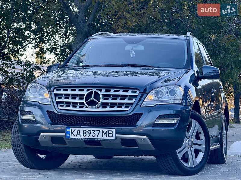 Позашляховик / Кросовер Mercedes-Benz M-Class 2011 в Одесі фото 12 Позашляховик / Кросовер Mercedes-Benz M-Class 2011 в Одесі