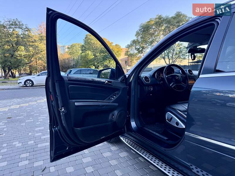 Позашляховик / Кросовер Mercedes-Benz M-Class 2011 в Одесі фото 28 Позашляховик / Кросовер Mercedes-Benz M-Class 2011 в Одесі