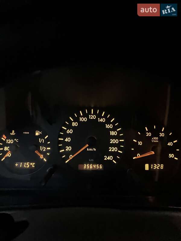 Позашляховик / Кросовер Mercedes-Benz M-Class 2002 в Лубнах фото 2 Позашляховик / Кросовер Mercedes-Benz M-Class 2002 в Лубнах