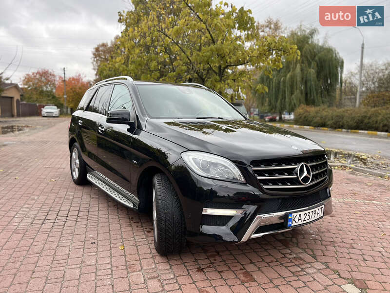 Внедорожник / Кроссовер Mercedes-Benz M-Class 2012 в Киеве фото 4 Внедорожник / Кроссовер Mercedes-Benz M-Class 2012 в Киеве