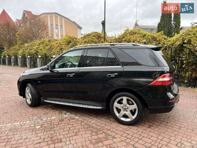 Внедорожник / Кроссовер Mercedes-Benz M-Class 2012 в Киеве фото 9 Внедорожник / Кроссовер Mercedes-Benz M-Class 2012 в Киеве