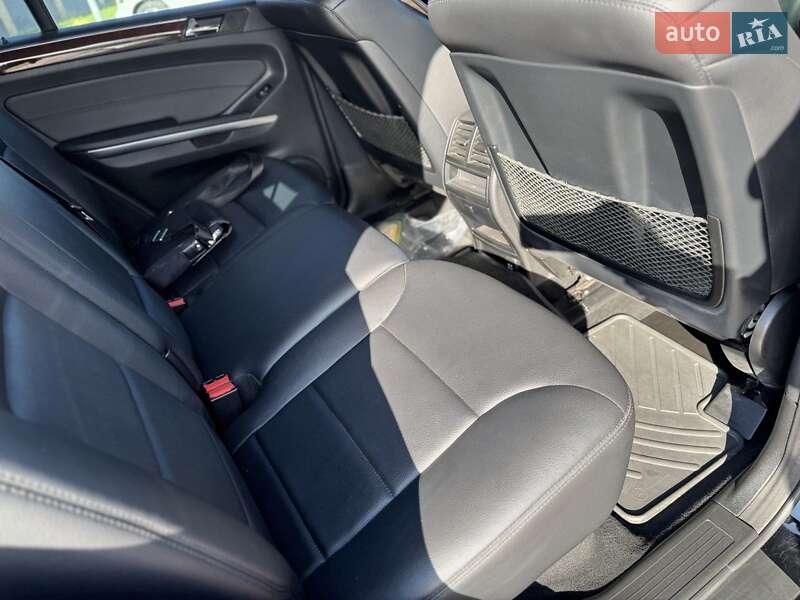 Позашляховик / Кросовер Mercedes-Benz M-Class 2009 в Дніпрі фото 7 Позашляховик / Кросовер Mercedes-Benz M-Class 2009 в Дніпрі