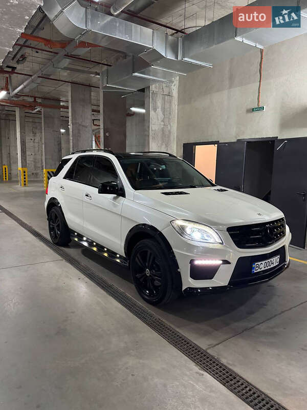 Mercedes-Benz M-Class 2013 Mercedes-Benz M-Class 2013