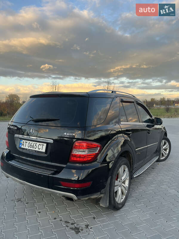 Внедорожник / Кроссовер Mercedes-Benz M-Class 2010 в Богородчанах