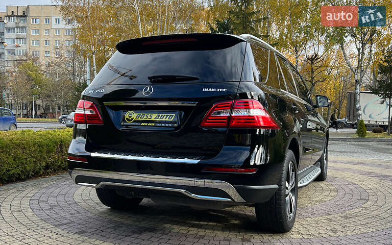 Позашляховик / Кросовер Mercedes-Benz M-Class 2011 в Львові фото 7 Позашляховик / Кросовер Mercedes-Benz M-Class 2011 в Львові