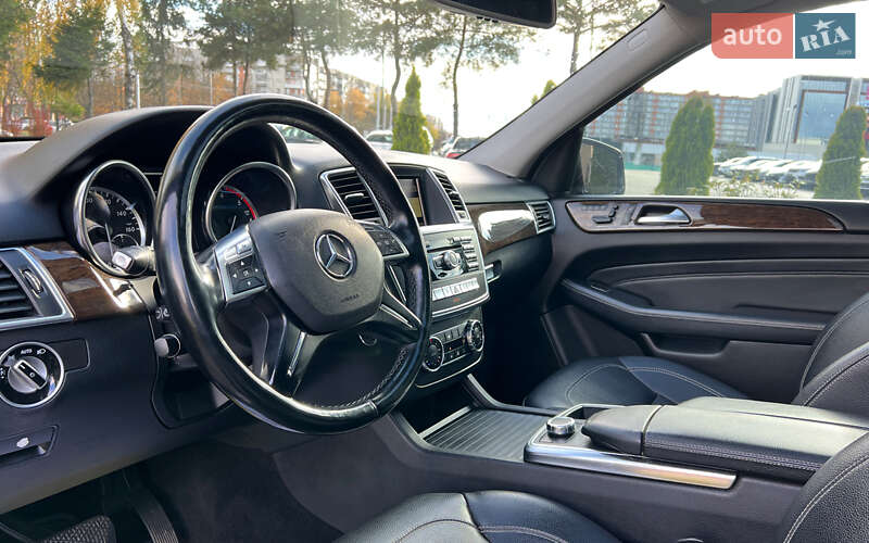 Позашляховик / Кросовер Mercedes-Benz M-Class 2011 в Львові фото 9 Позашляховик / Кросовер Mercedes-Benz M-Class 2011 в Львові