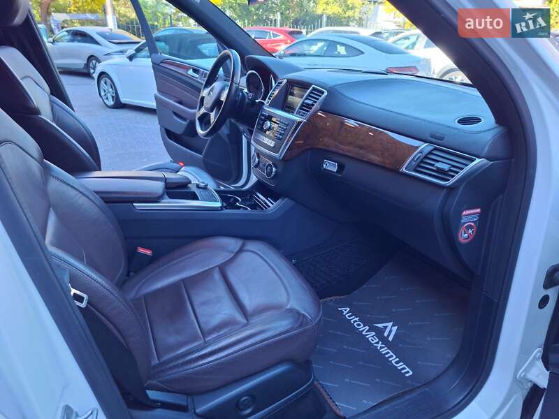 Внедорожник / Кроссовер Mercedes-Benz M-Class 2014 в Одессе фото 21 Внедорожник / Кроссовер Mercedes-Benz M-Class 2014 в Одессе
