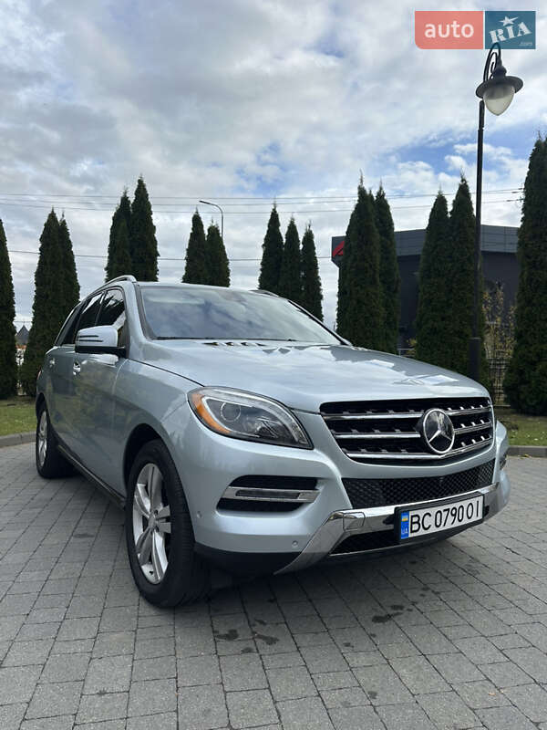 Mercedes-Benz M-Class 2015