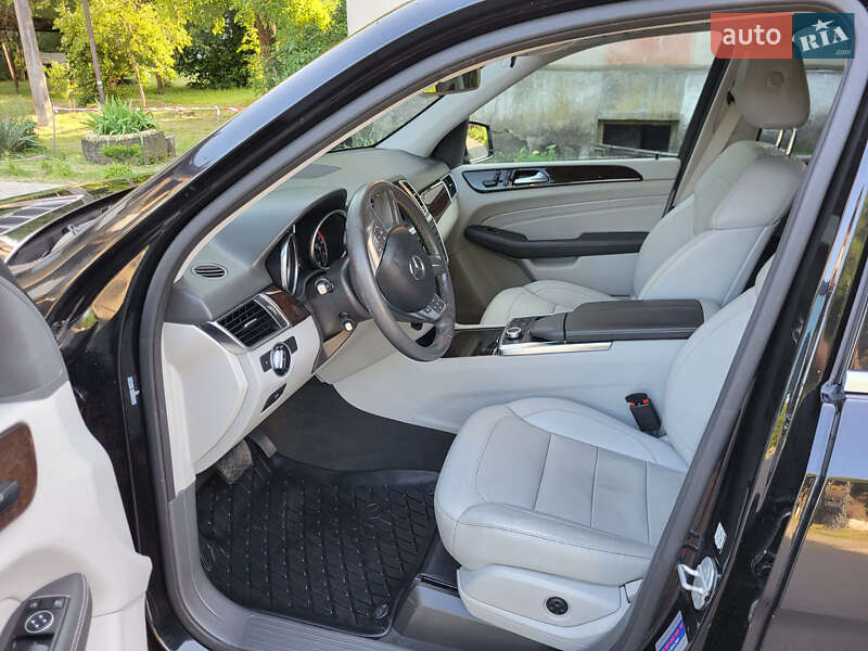 Внедорожник / Кроссовер Mercedes-Benz M-Class 2015 в Ужгороде фото 5 Внедорожник / Кроссовер Mercedes-Benz M-Class 2015 в Ужгороде