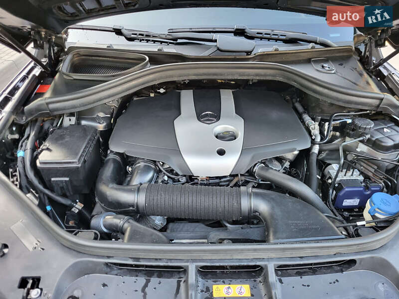 Внедорожник / Кроссовер Mercedes-Benz M-Class 2015 в Ужгороде фото 14 Внедорожник / Кроссовер Mercedes-Benz M-Class 2015 в Ужгороде