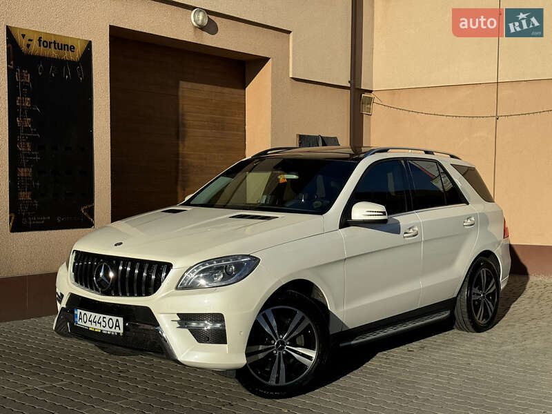 Mercedes-Benz M-Class 2012 Mercedes-Benz M-Class 2012