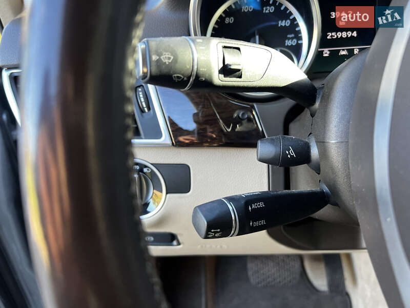 Внедорожник / Кроссовер Mercedes-Benz M-Class 2012 в Дубно фото 28 Внедорожник / Кроссовер Mercedes-Benz M-Class 2012 в Дубно