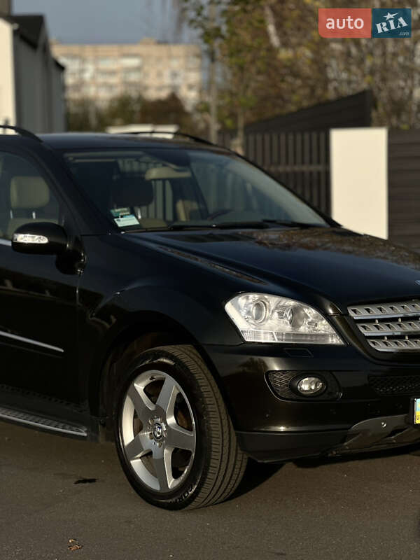 Внедорожник / Кроссовер Mercedes-Benz M-Class 2006 в Белой Церкви