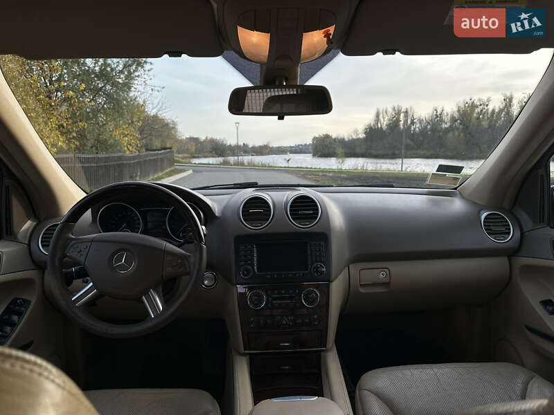 Внедорожник / Кроссовер Mercedes-Benz M-Class 2006 в Белой Церкви