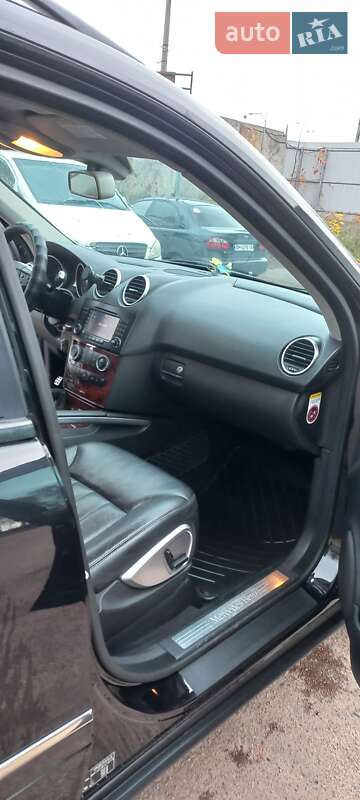 Позашляховик / Кросовер Mercedes-Benz M-Class 2006 в Житомирі