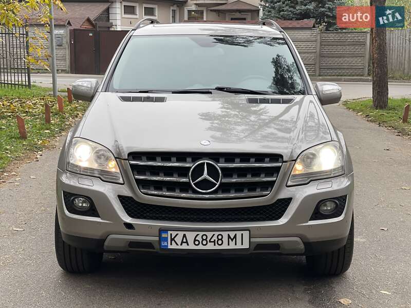 Позашляховик / Кросовер Mercedes-Benz M-Class 2008 в Києві