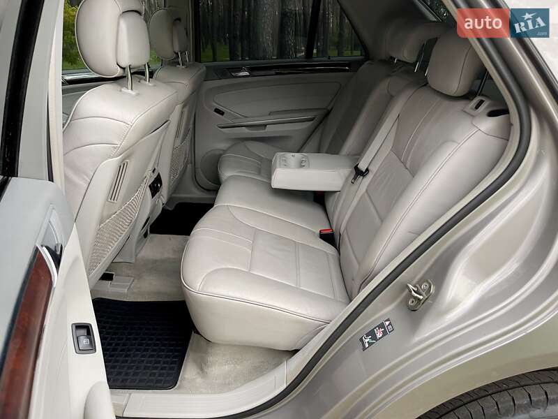 Позашляховик / Кросовер Mercedes-Benz M-Class 2008 в Києві