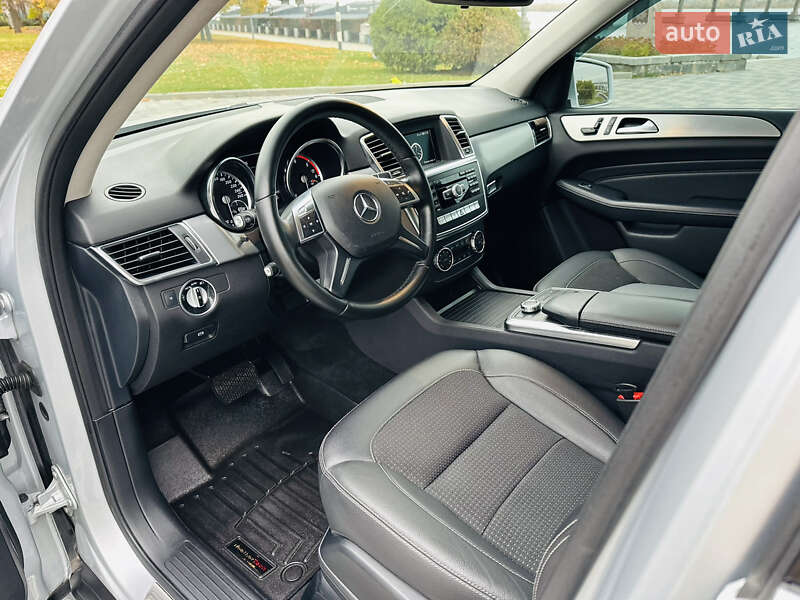Позашляховик / Кросовер Mercedes-Benz M-Class 2013 в Дніпрі
