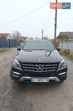 Внедорожник / Кроссовер Mercedes-Benz M-Class 2013 в Киеве