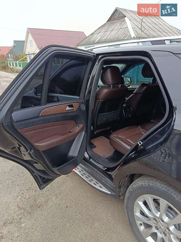 Внедорожник / Кроссовер Mercedes-Benz M-Class 2013 в Киеве фото 15 Внедорожник / Кроссовер Mercedes-Benz M-Class 2013 в Киеве