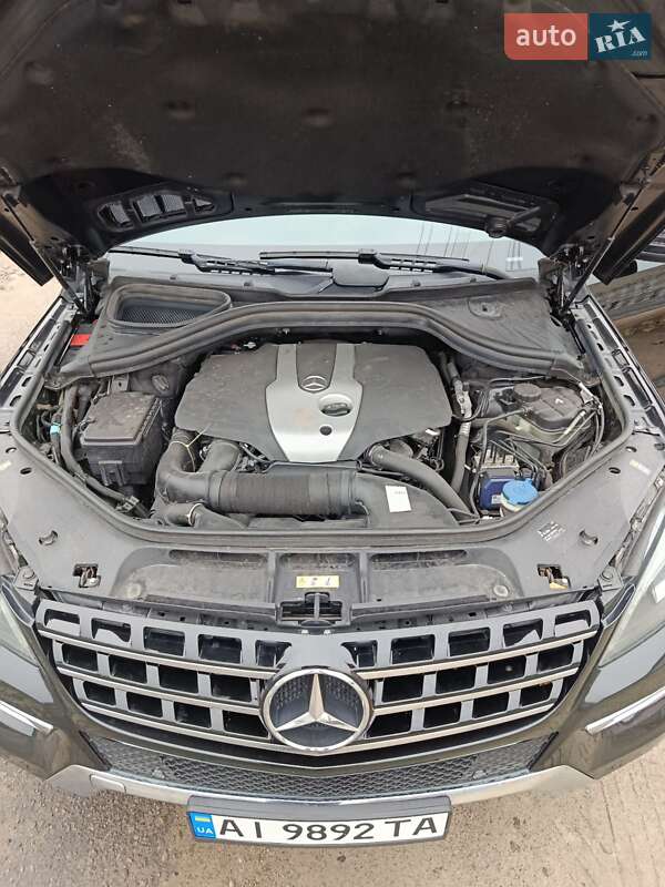 Внедорожник / Кроссовер Mercedes-Benz M-Class 2013 в Киеве фото 25 Внедорожник / Кроссовер Mercedes-Benz M-Class 2013 в Киеве