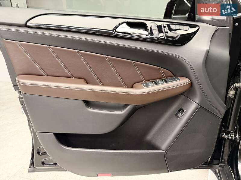 Внедорожник / Кроссовер Mercedes-Benz M-Class 2012 в Киеве фото 19 Внедорожник / Кроссовер Mercedes-Benz M-Class 2012 в Киеве