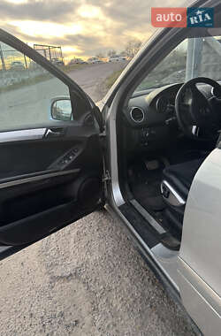 Внедорожник / Кроссовер Mercedes-Benz M-Class 2005 в Днепре