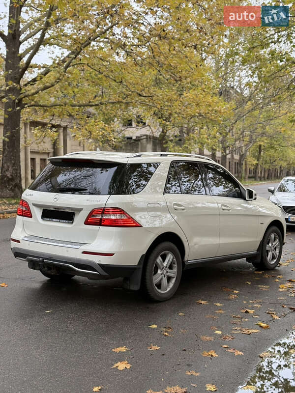 Позашляховик / Кросовер Mercedes-Benz M-Class 2012 в Миколаєві фото 12 Позашляховик / Кросовер Mercedes-Benz M-Class 2012 в Миколаєві